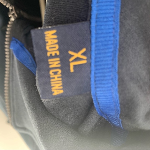 VTG 1946 Activewear Size XL - Picture 4 of 5